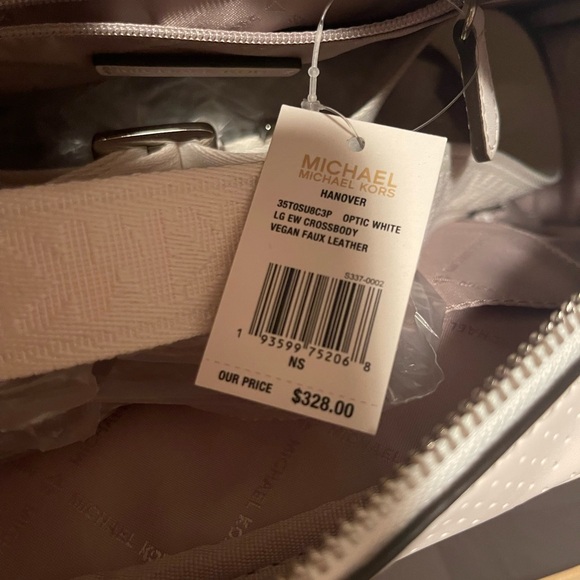 NWT Authentic Michael Kors W/ LG Hanover Crossbody Bag with the organic box❤️❤️ - Picture 5 of 10